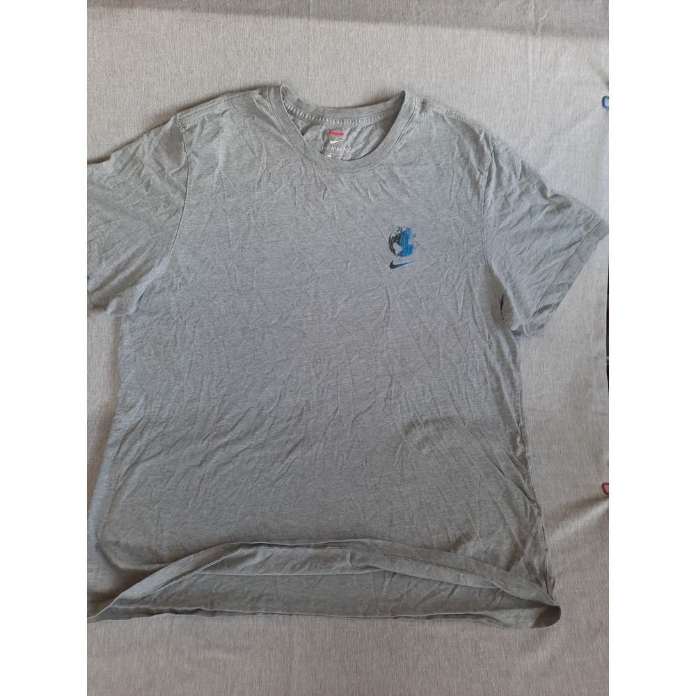 The Nike‎ Tee Men 2XL Art Logo Worldwide Tee-Shirt Short Sleeve Round Neck